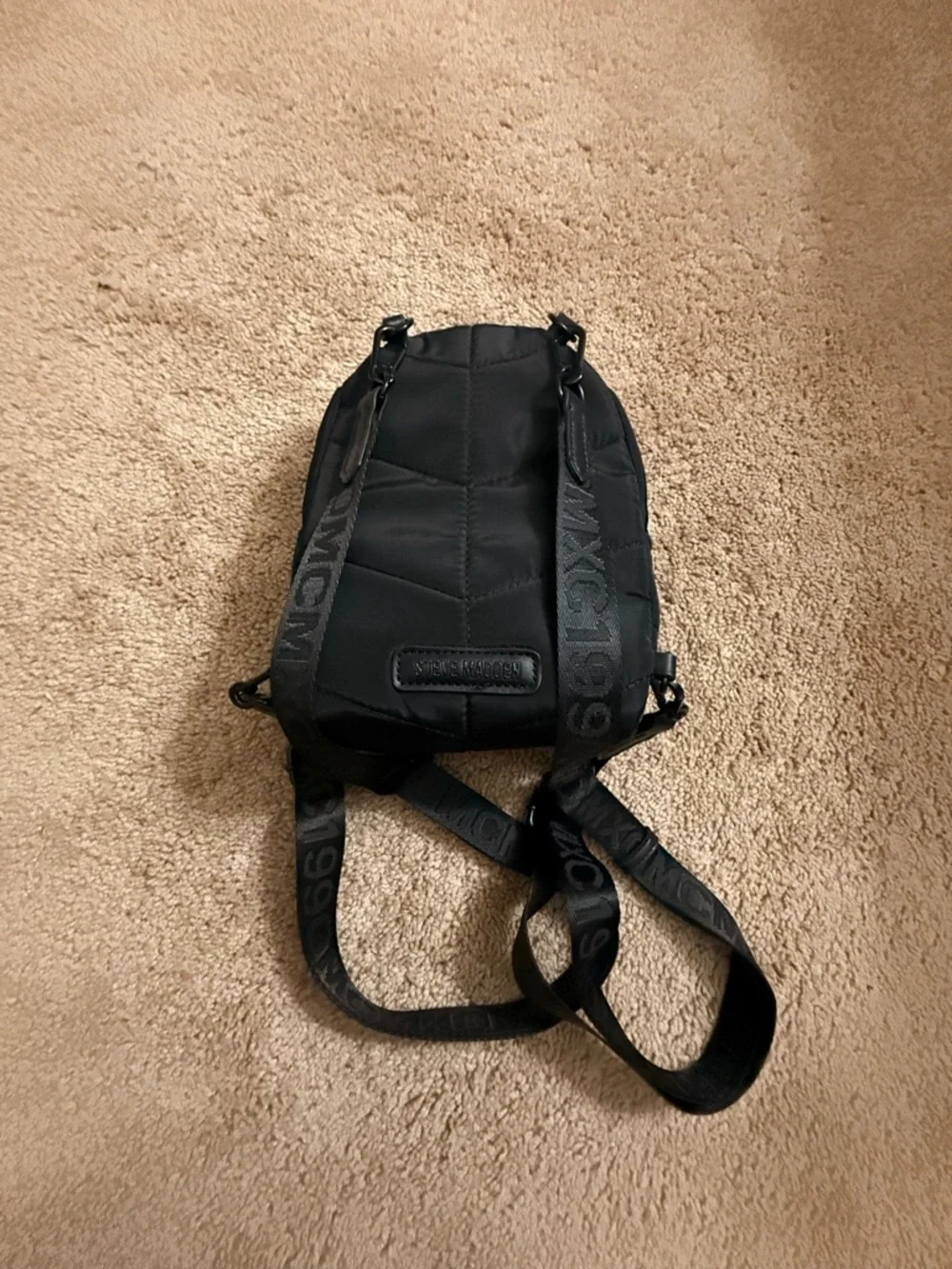 Steve Madden Black Mini Backpack - Sleek Everyday Bag - Picture 2 of 6
